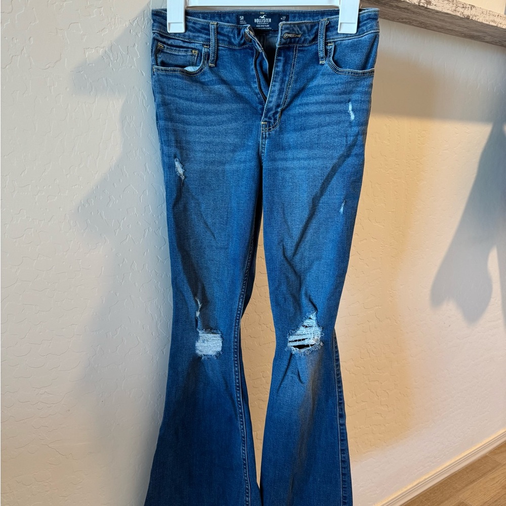 Hollister Flare Jeans size 27 high rise flare